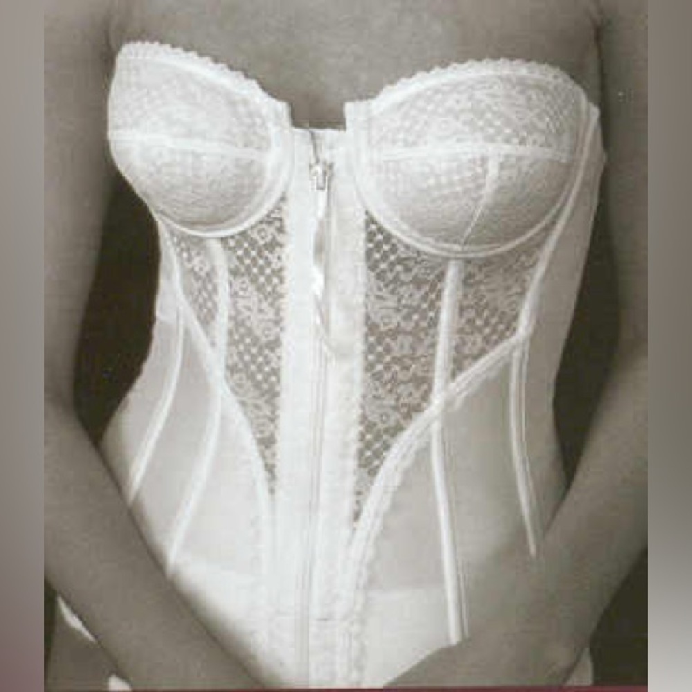 Vintage Lady Marlene Corset 32B NWT